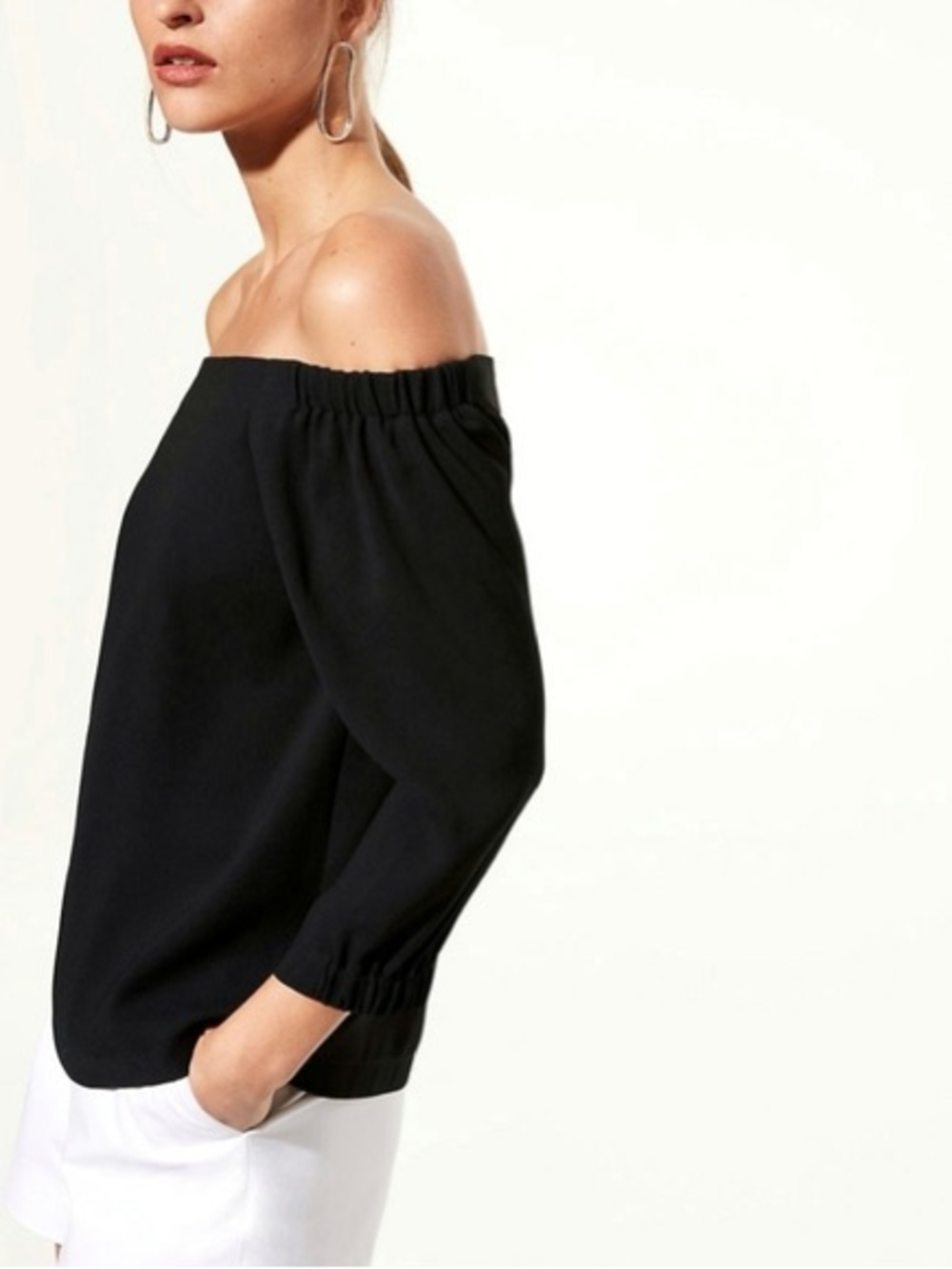 Aritzia BABATON black Off The Shoulder Rodrigo Blouse Size XS
